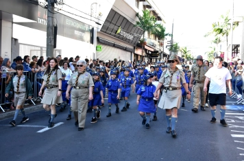 Foto - Aniversário de Botucatu - Ato Cívico e Desfile
