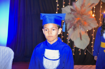 Foto - Formatura de encerramento dos 5º anos do ensino fundamental dia 11 de dezembro de 2024