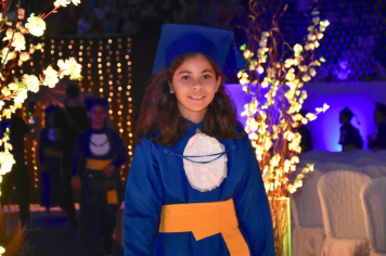 Foto - Formatura de encerramento dos 5º anos do ensino fundamental dia 12 de dezembro de 2024