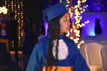 Foto - Formatura de encerramento dos 5º anos do ensino fundamental dia 12 de dezembro de 2024