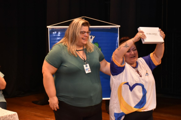 Foto - Secretaria de Saúde entrega tablets a Agentes Comunitários de Saúde de Botucatu