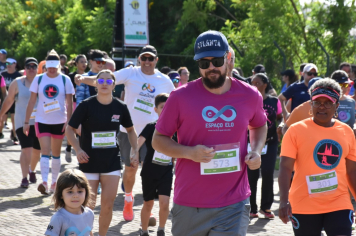 Foto - Secretaria de Educação promoveu 6ª Corrida e Caminhada Educação Solidária