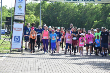 Foto - Secretaria de Educação promoveu 6ª Corrida e Caminhada Educação Solidária