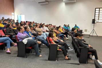 Foto - Bolsa Atleta - Entrega das camisetas 2026