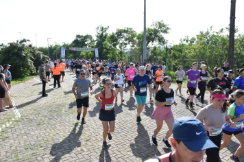 Foto - Secretaria de Educação promoveu 6ª Corrida e Caminhada Educação Solidária