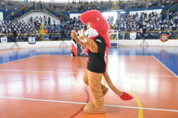 Foto - Proerd 2024 realiza Formatura de alunos da Rede de Ensino de Botucatu