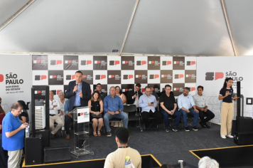 Foto - Entrega da revitazação do Hospital do Bairro