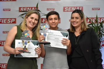 Foto - Premiação - Olimpíada Literária e Olimpíada de Matemática
