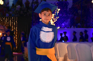 Foto - Formatura de encerramento dos 5º anos do ensino fundamental dia 12 de dezembro de 2024