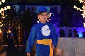 Foto - Formatura de encerramento dos 5º anos do ensino fundamental dia 12 de dezembro de 2024