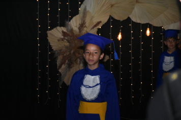 Foto - Formatura de encerramento dos 5º anos do ensino fundamental dia 11 de dezembro de 2024