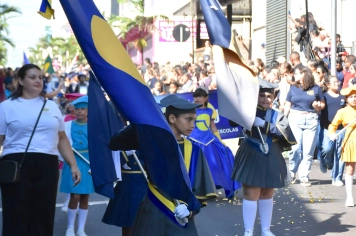 Foto - Aniversário de Botucatu - Ato Cívico e Desfile