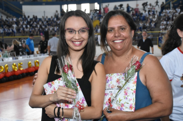 Foto - Proerd 2024 realiza Formatura de alunos da Rede de Ensino de Botucatu