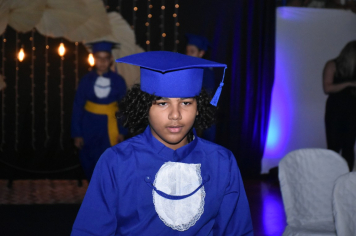 Foto - Formatura de encerramento dos 5º anos do ensino fundamental dia 11 de dezembro de 2024