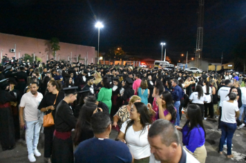Foto - Formatura de encerramento dos 9º anos do ensino fundamental II e EMEJA dia 13 de dezembro de 2024