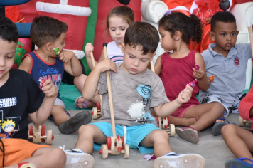 Foto - Festa de Natal dos alunos do CEI José Luiz Amat