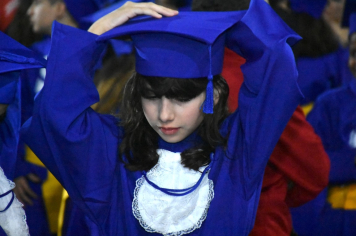 Foto - Formatura de encerramento dos 5º anos do ensino fundamental dia 12 de dezembro de 2024