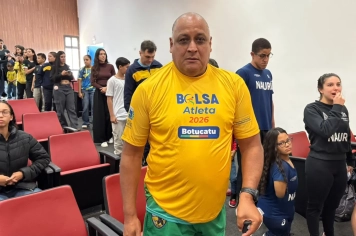 Foto - Bolsa Atleta - Entrega das camisetas 2026