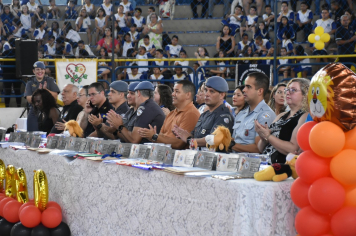 Foto - Proerd 2024 realiza Formatura de alunos da Rede de Ensino de Botucatu
