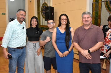 Foto - Mais de 150 atletas assinaram o Termo de Adesão ao Programa Bolsa Atleta 2025