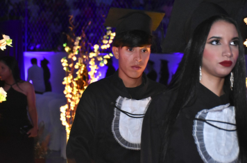 Foto - Formatura de encerramento dos 9º anos do ensino fundamental II e EMEJA dia 13 de dezembro de 2024