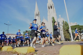 Foto - Aniversário de Botucatu - Corrida Anos Luz