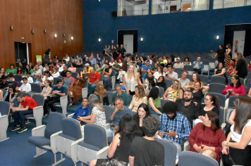 Foto - Premiação da Olimpíada Literária da Língua Portuguesa e da 1ª Olimpíada de Matemática