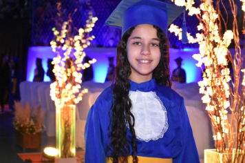 Foto - Formatura de encerramento dos 5º anos do ensino fundamental dia 12 de dezembro de 2024