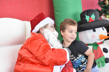 Foto - Festa de Natal dos alunos do CEI José Luiz Amat