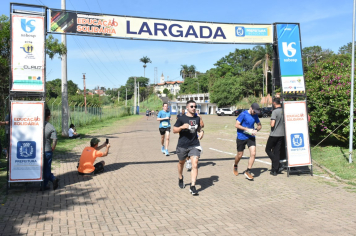 Foto - Secretaria de Educação promoveu 6ª Corrida e Caminhada Educação Solidária