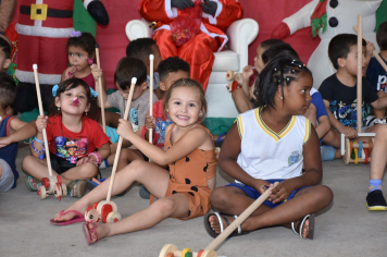 Foto - Festa de Natal dos alunos do CEI José Luiz Amat