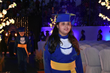 Foto - Formatura de encerramento dos 5º anos do ensino fundamental dia 12 de dezembro de 2024