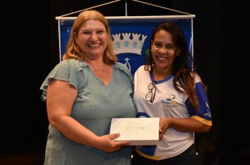 Foto - Secretaria de Saúde entrega tablets a Agentes Comunitários de Saúde de Botucatu