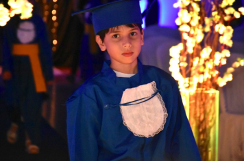 Foto - Formatura de encerramento dos 5º anos do ensino fundamental dia 12 de dezembro de 2024