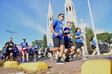 Foto - Aniversário de Botucatu - Corrida Anos Luz