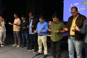 Foto - Botucatu 170 anos - Culto Campal e Show do cantor gospel Paulo Cesar Baruk