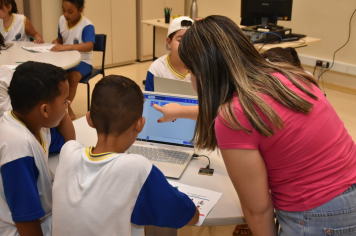 Foto - Educação e Sesi iniciam curso de Robótica para alunos da Rede Municipal de Ensino