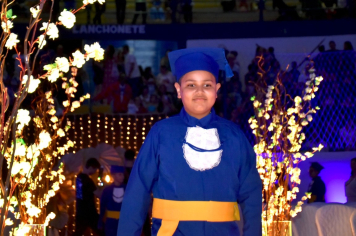 Foto - Formatura de encerramento dos 5º anos do ensino fundamental dia 12 de dezembro de 2024