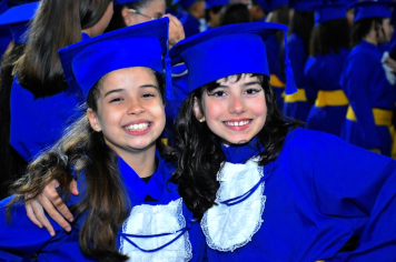 Foto - Formatura de encerramento dos 5º anos do ensino fundamental dia 12 de dezembro de 2024