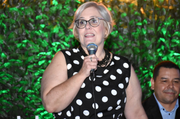 Foto - Formatura de encerramento dos 9º anos do ensino fundamental II e EMEJA dia 13 de dezembro de 2024