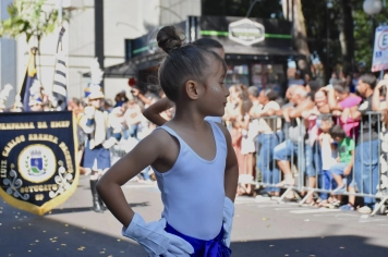 Foto - Aniversário de Botucatu - Ato Cívico e Desfile