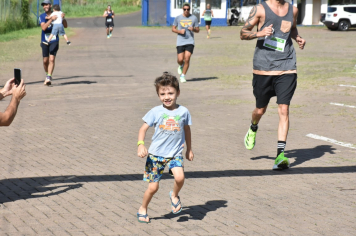 Foto - Secretaria de Educação promoveu 6ª Corrida e Caminhada Educação Solidária