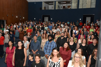 Foto - Premiação da Olimpíada Literária da Língua Portuguesa e da 1ª Olimpíada de Matemática