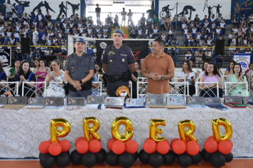 Foto - Proerd 2024 realiza Formatura de alunos da Rede de Ensino de Botucatu