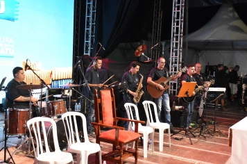 Foto - Aniversário de Botucatu - Rosa de Saron