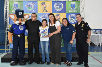 Foto - Patrulha da Paz realiza formatura e premia os destaques de 2024