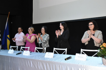 Foto - Premiação da Olimpíada Literária da Língua Portuguesa e da 1ª Olimpíada de Matemática