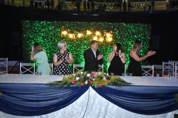 Foto - Formatura de encerramento dos 9º anos do ensino fundamental II e EMEJA dia 13 de dezembro de 2024