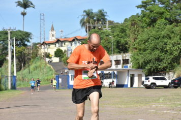 Foto - Secretaria de Educação promoveu 6ª Corrida e Caminhada Educação Solidária