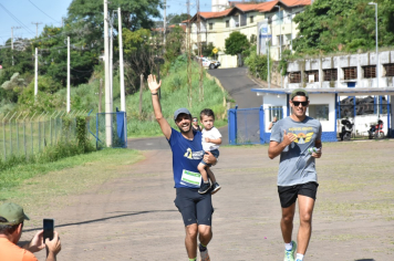 Foto - Secretaria de Educação promoveu 6ª Corrida e Caminhada Educação Solidária